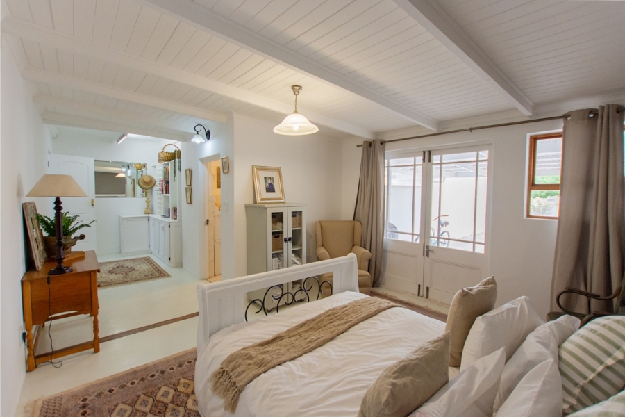 7 Bedroom Property for Sale in Paternoster Western Cape